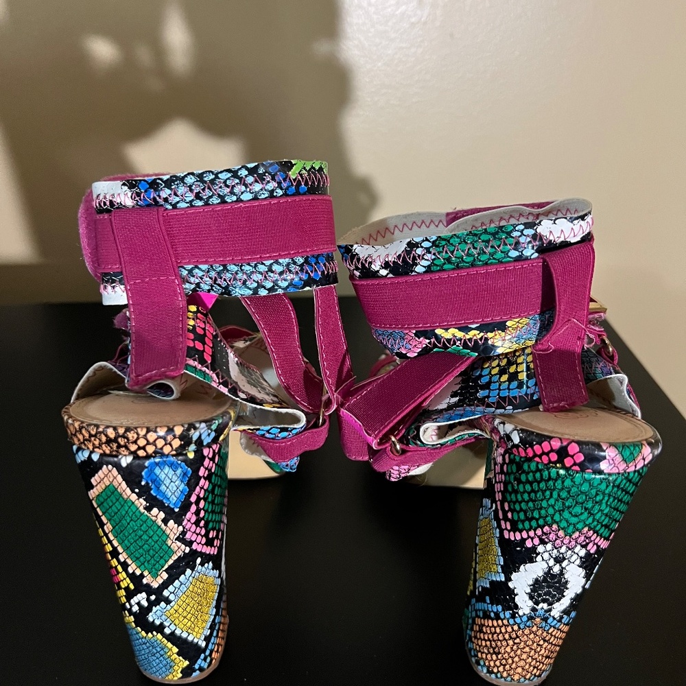 Multi Color Ankle Strap Block Heel Size 9 - image 3